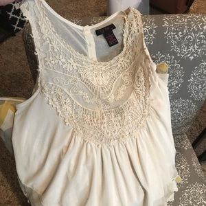 White lace tank top